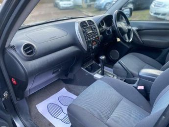 Toyota RAV4 2.0 VVT-i XT-R 4WD 5dr