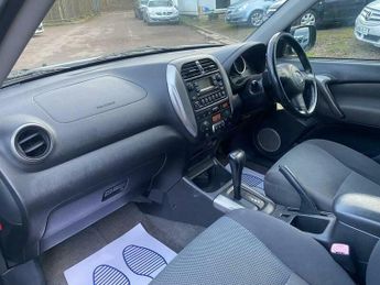 Toyota RAV4 2.0 VVT-i XT-R 4WD 5dr