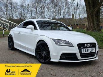 Audi TT 2.0 TDI Black Edition quattro Euro 5 3dr