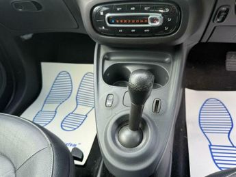 Smart ForFour EQ 17.6kWh Prime (Premium) Auto 5dr (22kW Charger)