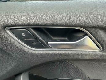 Audi A3 1.6 TDI Sport S Tronic Euro 5 (s/s) 3dr