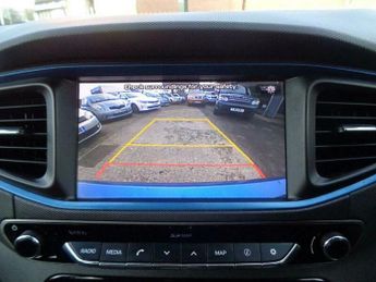 Hyundai Ioniq 1.6 h-GDi Premium DCT Euro 6 (s/s) 5dr