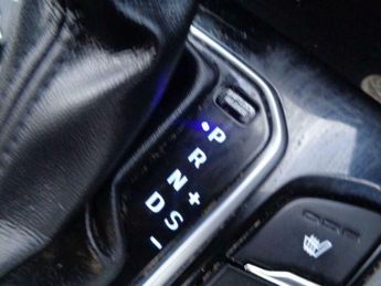 Hyundai Ioniq 1.6 h-GDi Premium DCT Euro 6 (s/s) 5dr