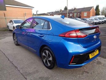 Hyundai Ioniq 1.6 h-GDi Premium DCT Euro 6 (s/s) 5dr