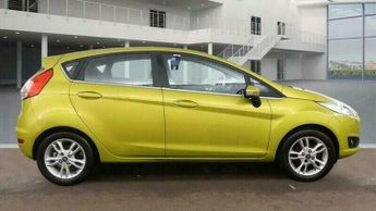 Ford Fiesta 1.6 Zetec Hatchback 5dr Petrol Powershift Euro 5 (105 ps)