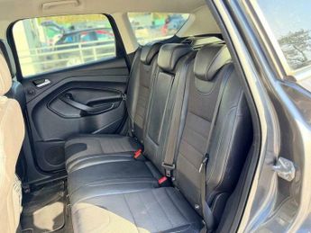 Ford Kuga 2.0 TDCi Titanium SUV 5dr Diesel Powershift AWD Euro 6 (s/s) (18