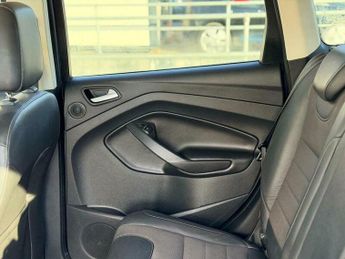 Ford Kuga 2.0 TDCi Titanium SUV 5dr Diesel Powershift AWD Euro 6 (s/s) (18