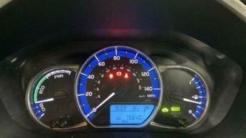 Toyota Yaris 1.5 VVT-h Icon Hatchback 5dr Petrol Hybrid E-CVT Euro 6 (101 ps)