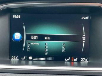 Volvo V40 2.0 D2 Pro Hatchback 5dr Diesel Auto Euro 6 (s/s) (120 ps)