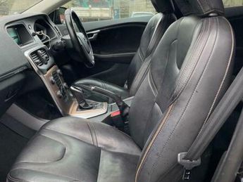 Volvo V40 2.0 D2 Pro Hatchback 5dr Diesel Auto Euro 6 (s/s) (120 ps)