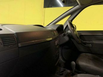 Vauxhall Meriva 1.6i 16v Breeze Easytronic 5dr