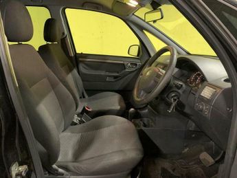 Vauxhall Meriva 1.6i 16v Breeze Easytronic 5dr