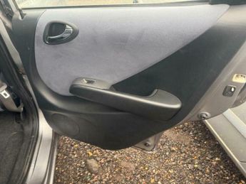 Honda Jazz 1.4 i-DSI SE CVT-7 5dr