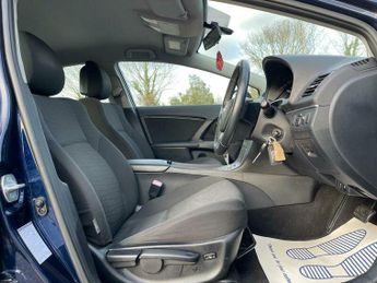 Toyota Avensis 1.8 V-Matic TR Multidrive Euro 4 4dr