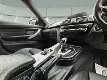 BMW 3 SERIES 2.0 320d M Sport Touring Auto xDrive Euro 6 (s/s) 5dr