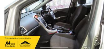 Vauxhall Astra EXCLUSIV