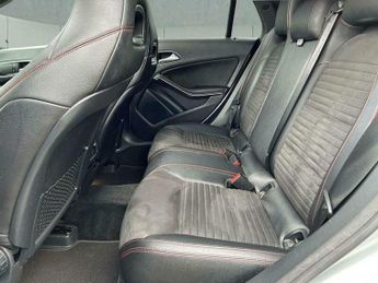 Mercedes-Benz CLA 2.1 CLA220d AMG Line Shooting Brake 7G-DCT Euro 6 (s/s) 5dr