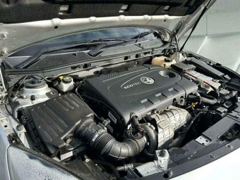 Vauxhall Insignia 2.0 CDTi Design Auto Euro 5 5dr