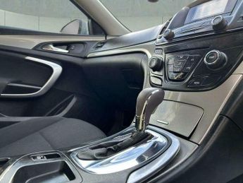 Vauxhall Insignia 2.0 CDTi Design Auto Euro 5 5dr