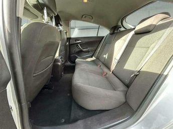 Vauxhall Insignia 2.0 CDTi Design Auto Euro 5 5dr