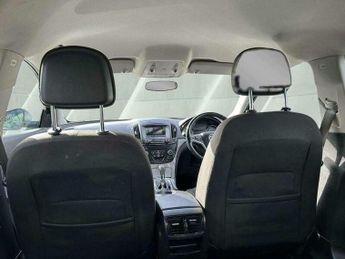 Vauxhall Insignia 2.0 CDTi Design Auto Euro 5 5dr