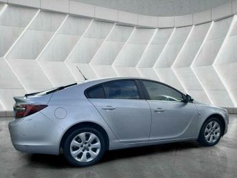 Vauxhall Insignia 2.0 CDTi Design Auto Euro 5 5dr