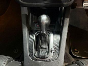 Volkswagen Golf GTi 2.0 TFSI GTI DSG 5dr
