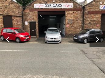 Nissan Leaf 24kWh Visia Hatchback 5dr Electric Auto (107 bhp)