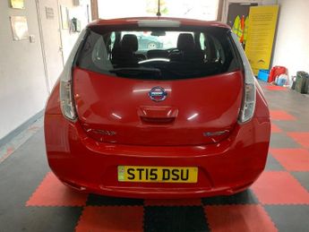 Nissan Leaf 24kWh Visia Hatchback 5dr Electric Auto (107 bhp)