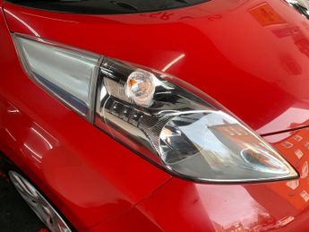 Nissan Leaf 24kWh Visia Hatchback 5dr Electric Auto (107 bhp)