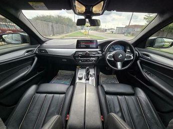 BMW 5 SERIES 520d XDRIVE M SPORT