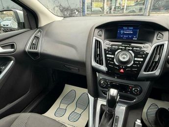Ford Focus 1.6 Titanium Navigator Powershift Euro 5 5dr