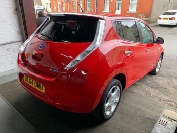 Nissan Leaf 24kWh Acenta Hatchback 5dr Electric Auto (107 bhp)