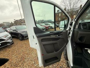 Ford Transit Custom 1.0 340 EcoBoost 13.6kWh Trend Auto L1 H1 Euro 6 5dr
