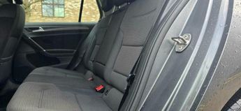 Volkswagen Golf 35.8kWh e-Golf Auto 5dr