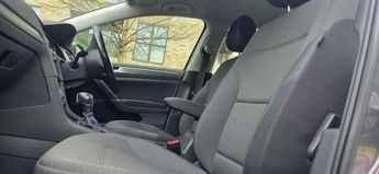 Volkswagen Golf 35.8kWh e-Golf Auto 5dr