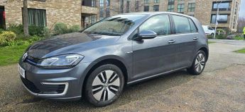 Volkswagen Golf 35.8kWh e-Golf Auto 5dr