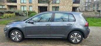 Volkswagen Golf 35.8kWh e-Golf Auto 5dr