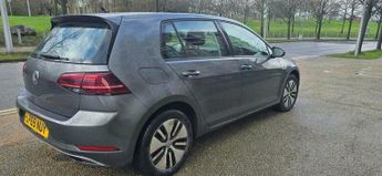 Volkswagen Golf 35.8kWh e-Golf Auto 5dr
