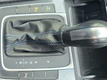 Volkswagen Golf 35.8kWh e-Golf Auto 5dr