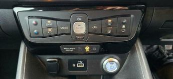 Nissan Leaf 40kWh Acenta Auto 5dr