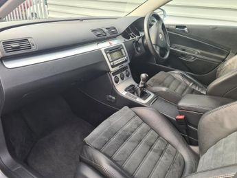 Volkswagen Passat TDI SEL (170) DSG