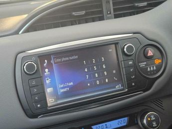 Toyota Yaris 1.5 VVT-h Icon E-CVT Euro 6 5dr