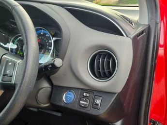 Toyota Yaris 1.5 VVT-h Icon E-CVT Euro 6 5dr