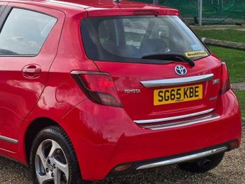 Toyota Yaris 1.5 VVT-h Icon E-CVT Euro 6 5dr