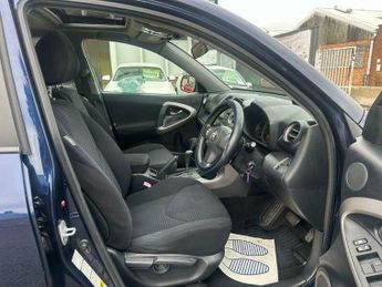 Toyota RAV4 2.0 XT-R 4WD 5dr