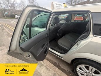 Vauxhall Astra DESIGN 140