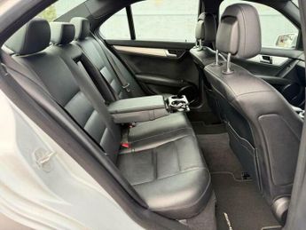 Mercedes-Benz C Class 2.1 C220 CDI BlueEfficiency AMG Sport G-Tronic+ Euro 5 (s/s) 4dr