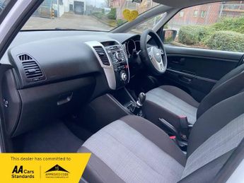 Kia Venga 1 AIR ECODYNAMICS 1.4 5DR