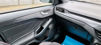 Ford Focus ST-LINE X